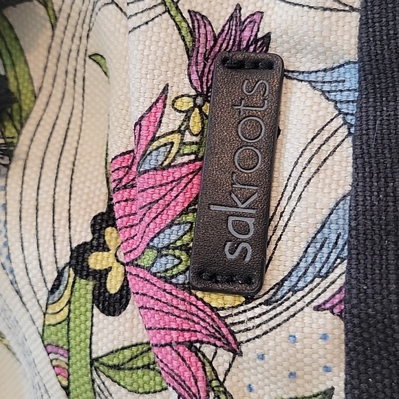 Sakroots By The Sak Convertible Colette Backpack Shoulder Bag White Peace Dove - Picture 2 of 7